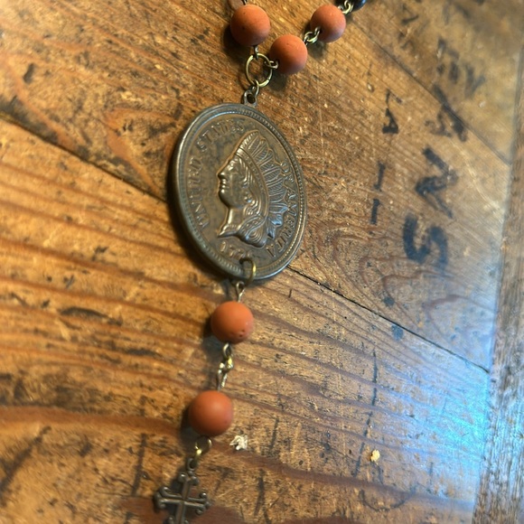 raven head rosary - Picture 10 of 16
